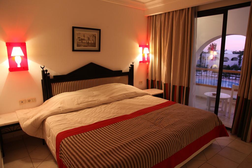 Hotel Miramar Petit Palais Midoun Habitación foto